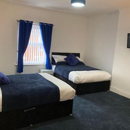 בלקפול Agapi Apartment - Sea View Sleeps Ten מראה חיצוני תמונה