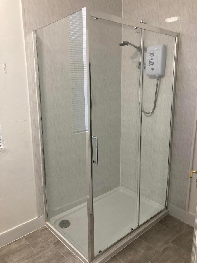 בלקפול Agapi Apartment - Sea View Sleeps Ten מראה חיצוני תמונה